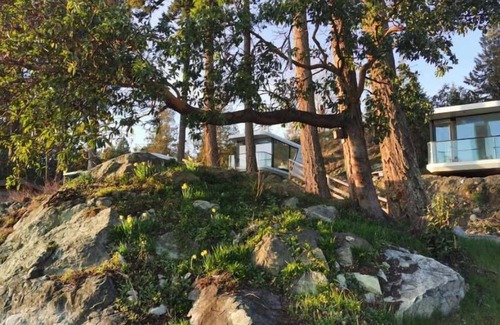 Powell River Apartment | U3 Seaside Serenity: Seal Bay Glamping Retreat