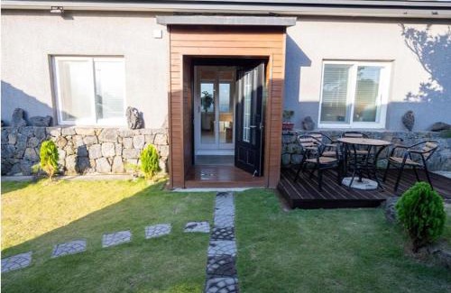 Jeju City Hotel | Udo Island inside island