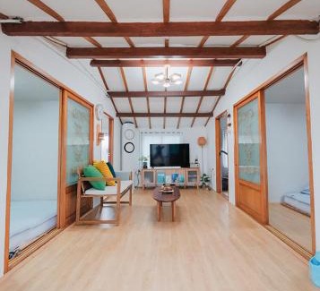 Jeju City House | Udo Seaside House