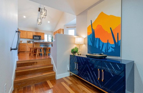 Artemina House | UHadMe at Gilbert~Pool w/Slide~FirePit~BBQ~HotTub