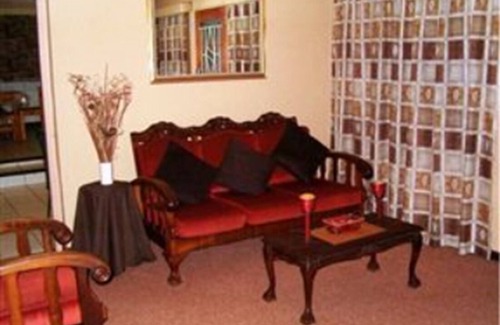 !Kheis House | Uitspan Guestfarm