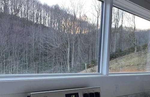 Lansing House | Ulf Lodge - Modern Cabin on 30 Acres in the Blue Ridge Mountains