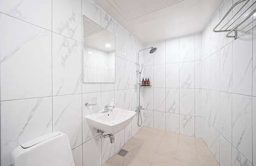 Buk Hotel | Uljin Ace