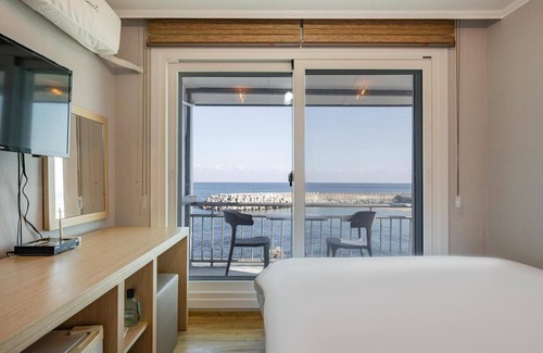 Uljin Hotel | Uljin Donga