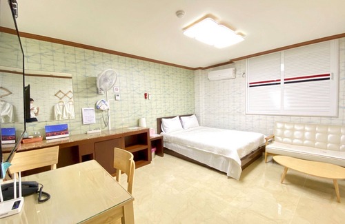 Dong-gu Hotel | Ulsan Jeonhadong Gyeongwon BIZ