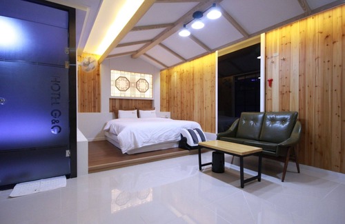 Ulsan Hotel | Ulsan KTX Station G and G