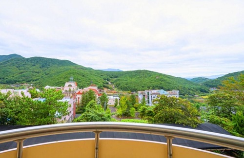 Ulsan House | Ulsan Sandia Oncheon Pension