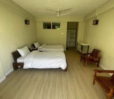 Karimabad Cabin | Ultar View Lodge