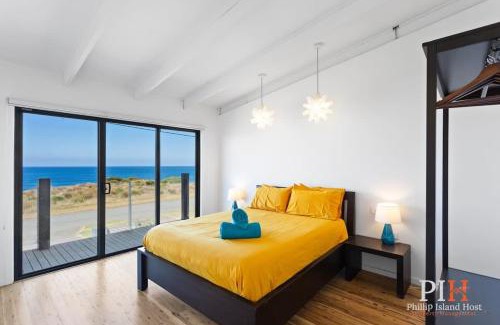 Sunderland Bay House | Ultimate Beachfront Retreat