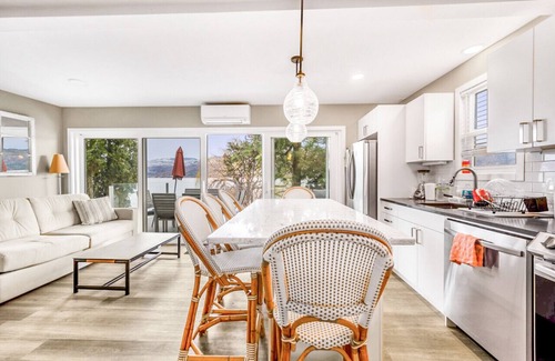 Central Okanagan Cabin | Ultimate Escape Lakeview Cabin #14