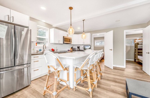 Central Okanagan Cabin | Ultimate Escape Lakeview Cabin #14