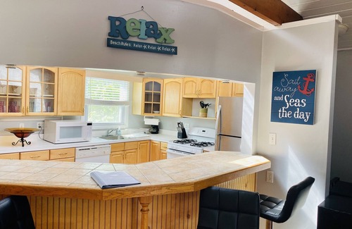 Ortley Beach House | Ultimate Family Beach Retreat - Walk to Beach & Bay - Large & Spacious