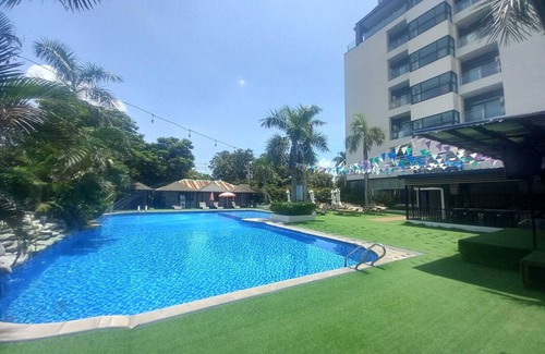 Angeles City House | Ultimate Family Escape at Sunday Hevea Resort