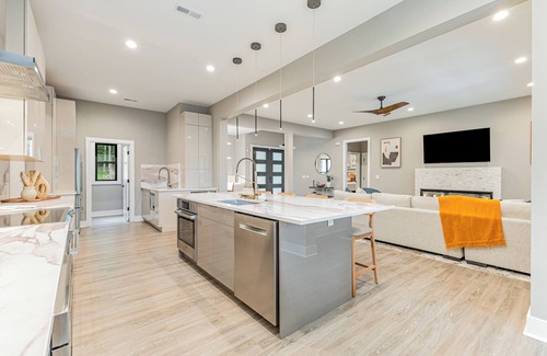 Mooresville House | Ultimate Lake Norman Getaway - 6BR, Pool, Fire Pit, Kayaks, & Boat Dock