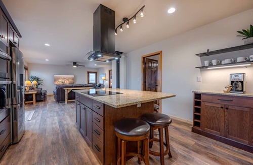 Buena Vista House | Ultimate Privacy w/Spa & Unbeatable Views