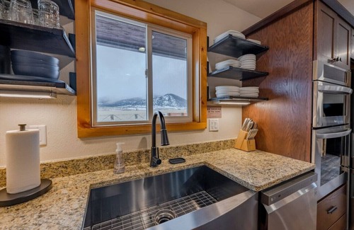 Buena Vista House | Ultimate Privacy w/Spa & Unbeatable Views