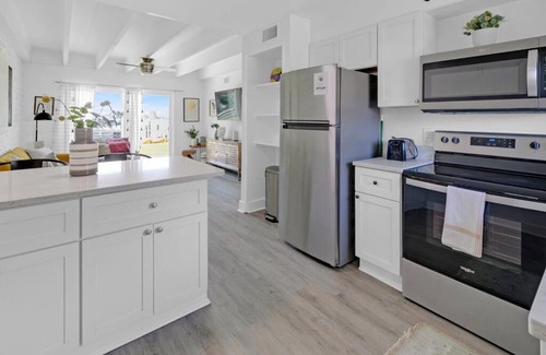 Fort Walton Beach Apartment | Ultimate Waterfront 2BR Condo on Okaloosa Island