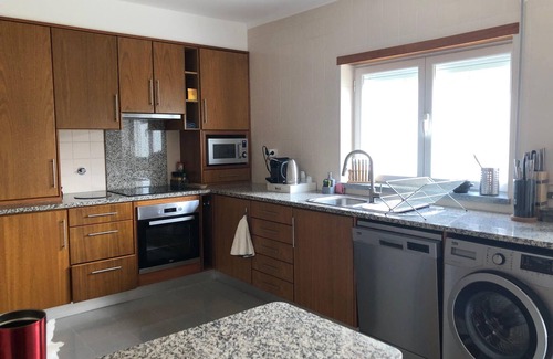 Lourinha House | Ultra complete house with garden and barbecue, garage - 6 km from the beaches