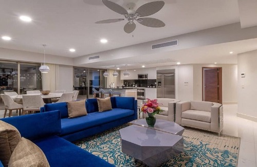 Cabo San Lucas Villa | 🌞🏖️ Ultra Luxe OceanFront Beach Resort 3BOFPH at Garza Blanca