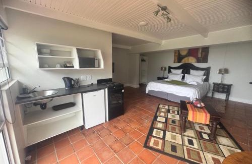 Beacon Bay House | Ulwandle ngasemlanjeni