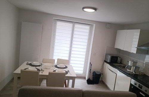 Bonneville Apartment | Un bon momentde dente