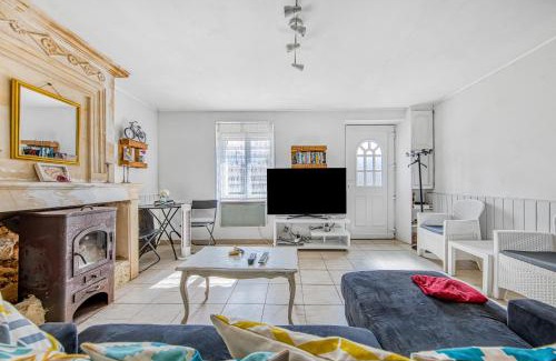 Saint-Ciers-sur-Gironde House | Un Petit Toit À La Campagne Vacance