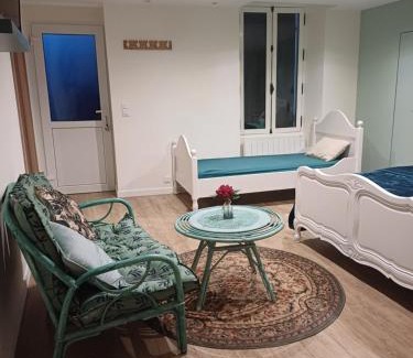 Banville House | un petit studio moderne et conviviale