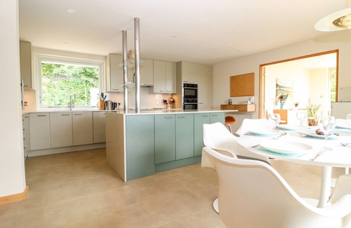 Stroud Cottage | Under Catswood