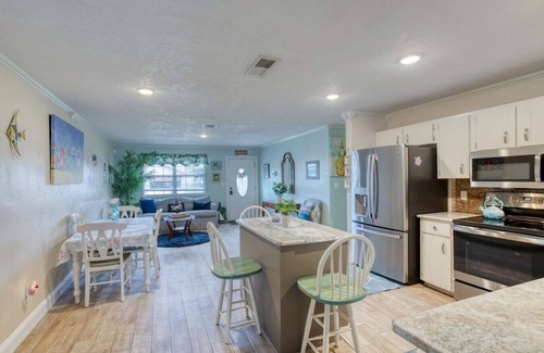 Port Orange House | Under The Sea Pool and Hot Tub