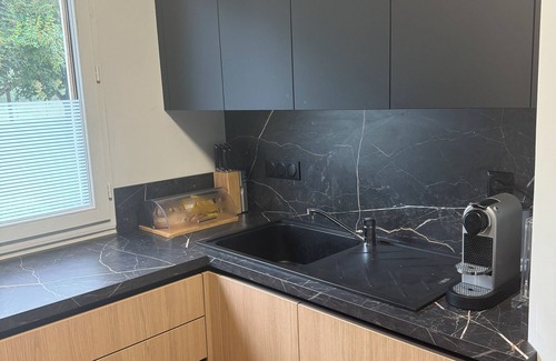 Ablon-sur-Seine House | Une chambre dans un appartement, chez l’habitant