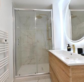 Sens Apartment | Une parenthèse amoureuse