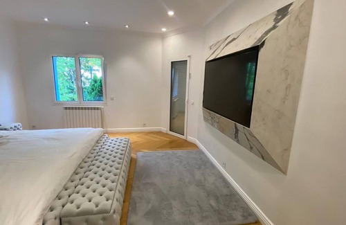 La Varenne Saint-Hilaire Villa | Une Villa de Rêve Pour les Jeux Olympiques à La Varenne : Détente et Élégance -