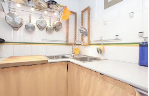 La Sagrada Familia Apartment | Unforgettable Views of the Sagrada Familia – 4-Bedroom Family Apartment