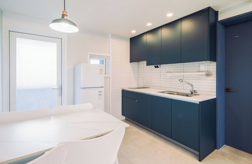 Andeok Condo | Unicorn Pension