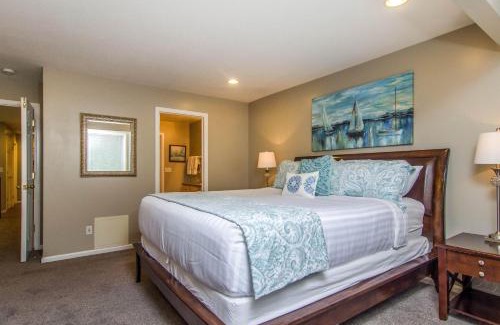 Midvale House | Union Grove in Salt Lake with Hot Tub and Foosball