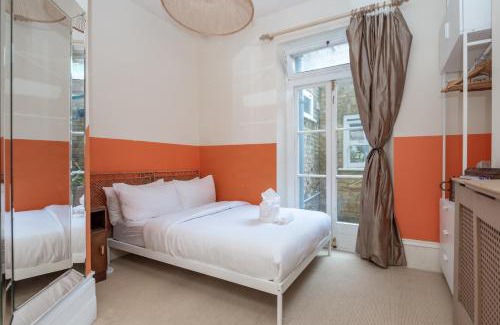 Brockley Apartment | Unique 2BR with Indoor Hammock & Private Garden