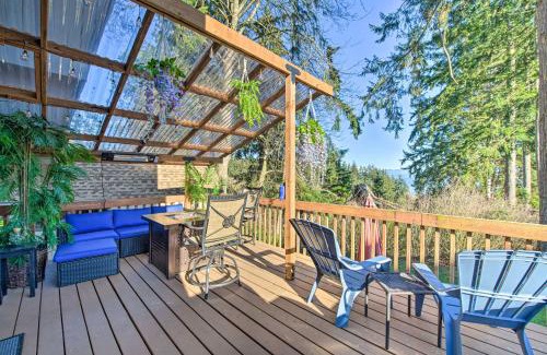 Camano Island House | Unique Camano Cabin with Mountain and Water Views
