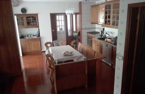 Sardoeira House | UNIQUE DOURO HOUSE ON RIVERBANK