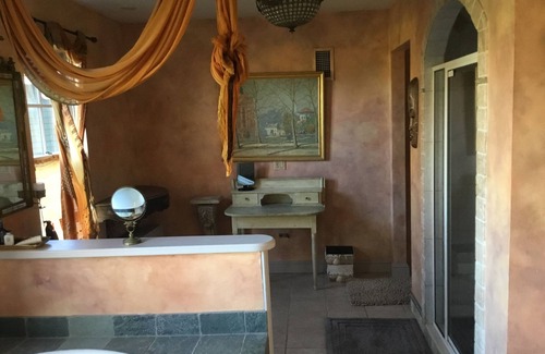Essex Junction House | Unique home on 18 hole golf course near Burlington