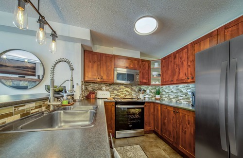 East Kootenay Condo | UNIQUE One Bedroom Condo in Upper Village