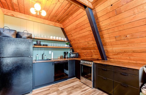 Sky Valley Ski Chalet | Unique, renovated, dog-friendly chalet with private hot tub & gas firepit