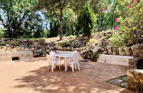 Bagnols-en-Foret Apartment | Unique Secluded 1-bedroom apartment w/pool