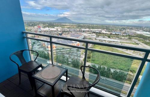San Fernando Apartment | Unique Studio for Couples with Netflix & Mt Arayat View