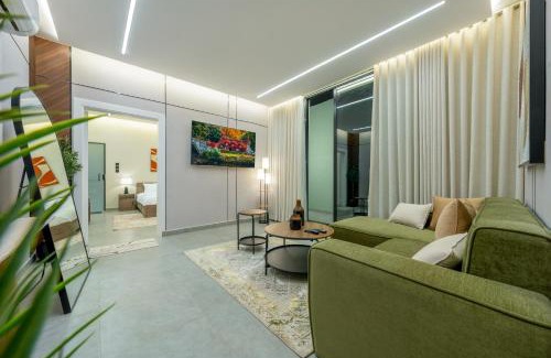 Ghirnatah Apartment | Unique Suite With Smart Entry