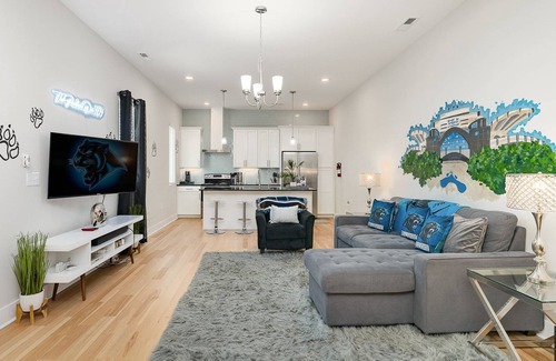 Third Ward House | Unique Uptown Charlotte Oasis | Walk to BOA, Convention Center, & Uptown Attractions | Pet Friendly!