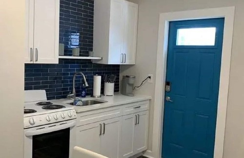 Lake Worth Apartment | Unit #1 - 2 blocks to Downtown Lake Worth Beach