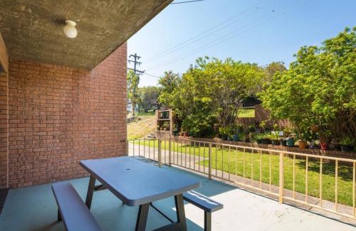 Narooma Apartment | Unit 1, 2b Harrington Road