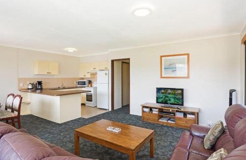 Narooma Apartment | Unit 1, 2b Harrington Road