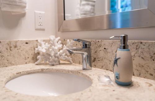 Wailuku Apartment | Unit 16 Waena Inn - Maui Private Suite