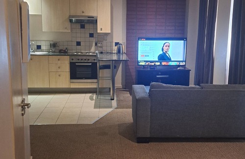 Downtown Johannesburg Apartment | Unit 409 Mapungubwe Hotel